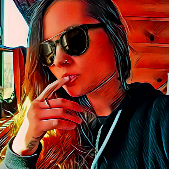 •X•Emerald Coach sunglasses - Picture 2 of 7